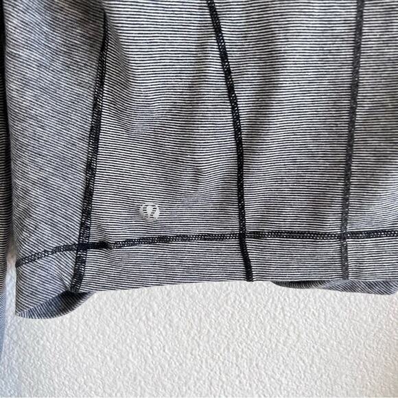 Lululemon Iconic Wrap Wee Stripe White Black - Picture 7 of 12